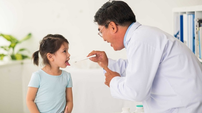 Thuốc nhỏ mũi kháng sinh có những loại nào? Trường hợp nào cần dùng thuốc nhỏ mũi kháng sinh cho trẻ? 4