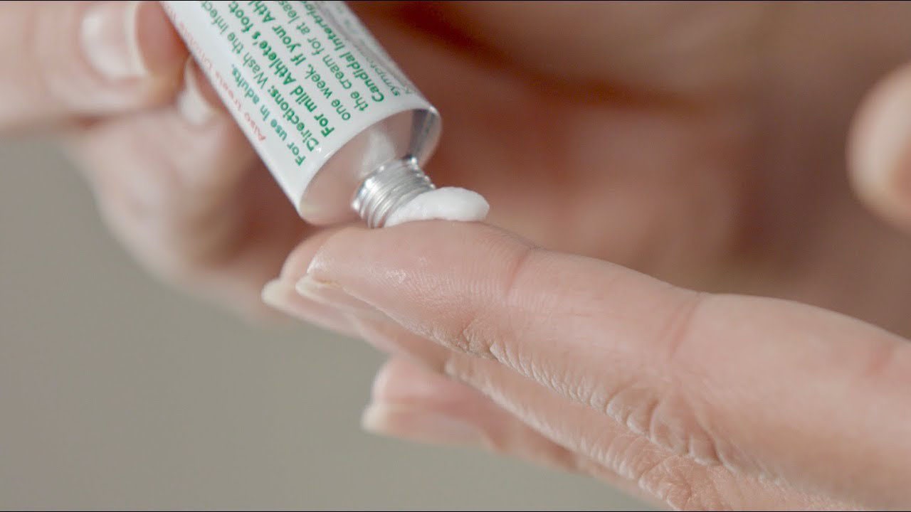 Thuốc trị nấm móng tay dạng xịt có cách sử dụng và tác dụng như thế nào để mang lại hiệu quả tốt nhất?

