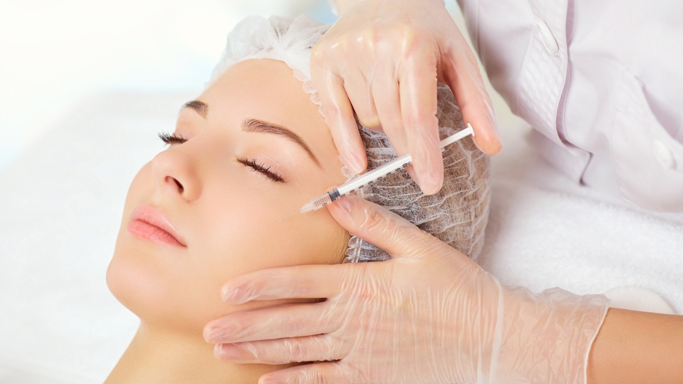 Các lợi ích và ứng dụng của tiêm meso ha trong làm đẹp da