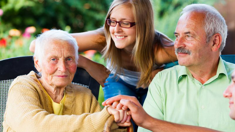 Tìm hiểu dấu hiệu Alzheimer xuất hiện ở tuổi nào? 1