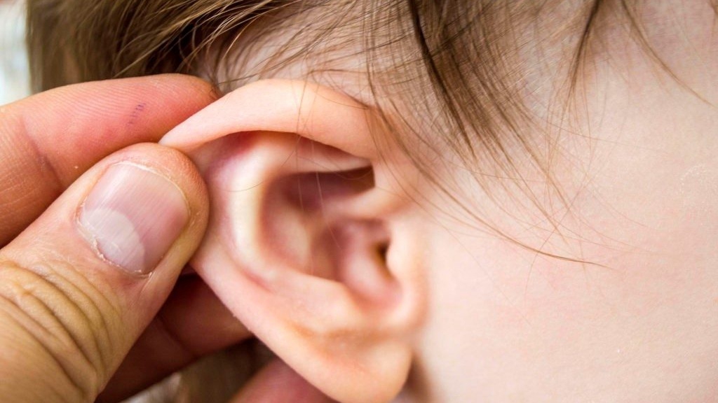 Triệu chứng của viêm ống tai ngoài là gì?
