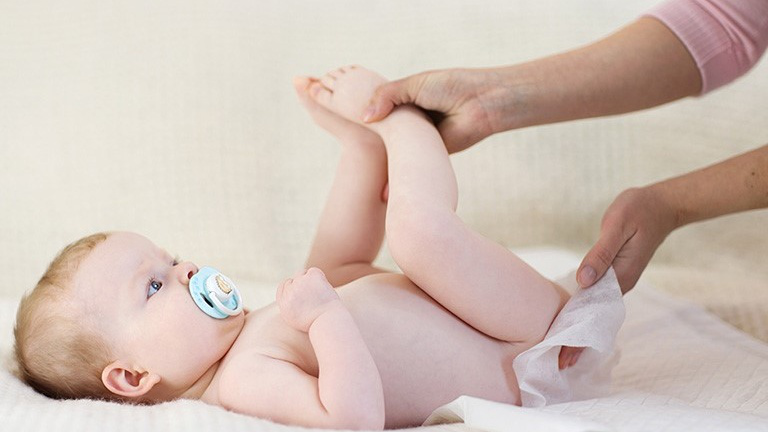 Cách trị táo bón cho trẻ sơ sinh 2 tháng tuổi hiệu quả 1