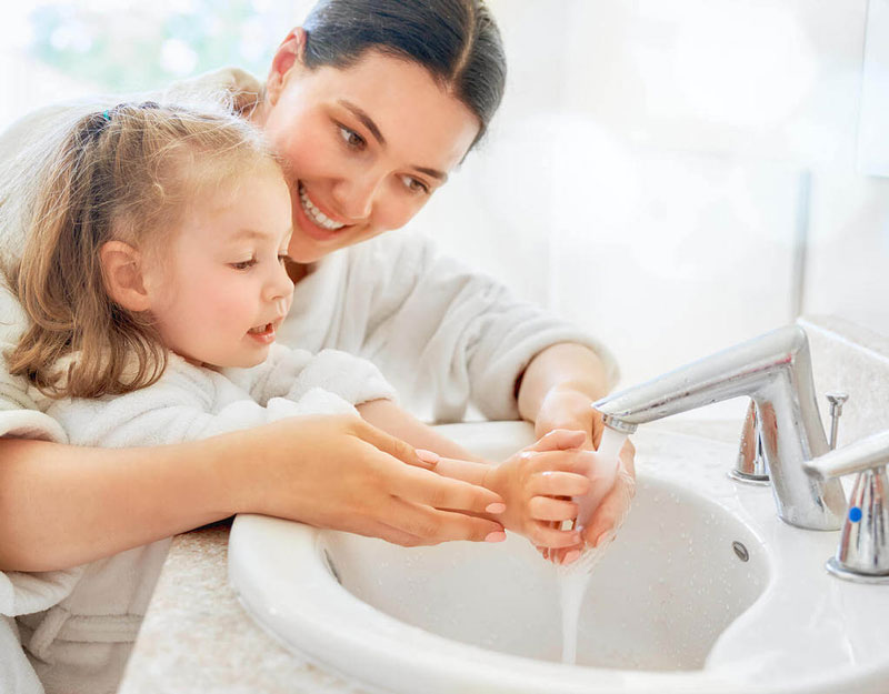Trẻ bị nổi mụn mủ trên đầu là do đâu? Cần xử lý như thế nào 3