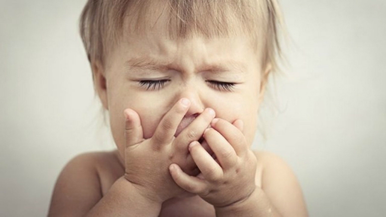 Các nguyên nhân gây ra viêm tiểu phế quản ở trẻ em là gì?
