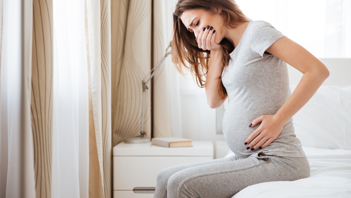Thay đổi nội tiết tố khi mang thai gây đắng miệng như thế nào?
