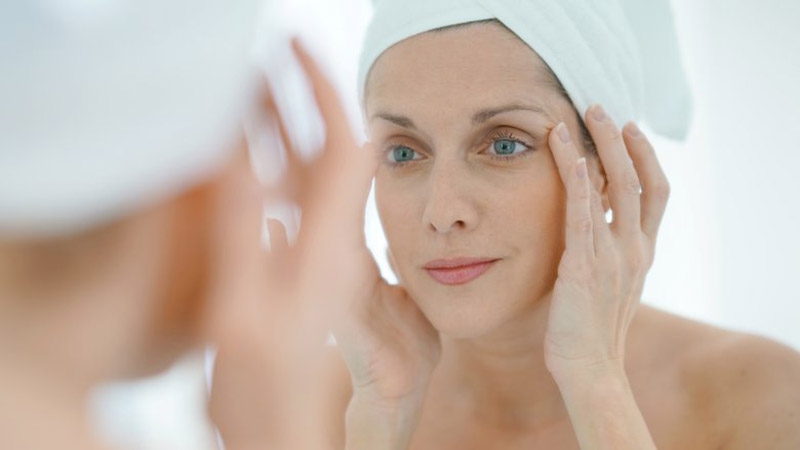 Collagen có tác dụng làm mịn da và giảm nếp nhăn như thế nào?
