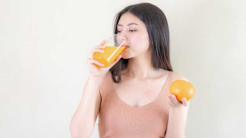Uống nước cam có trắng da không? Những điều cần lưu ý khi sử dụng 1