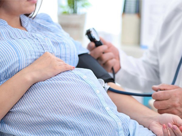 Tình trạng khó thở khi mang thai có ảnh hưởng đến sức khỏe của thai nhi không?
