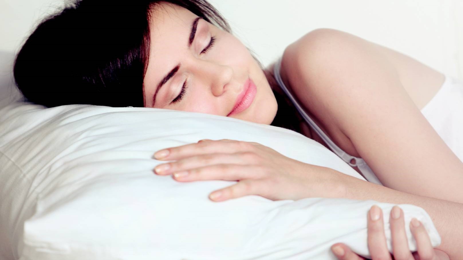 Liệu thiếu ngủ có thể làm sưng mắt sau khi ngủ dậy?
