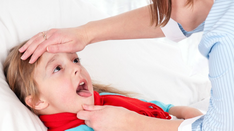 Làm sao để chẩn đoán viêm họng hạt ở lưỡi?
