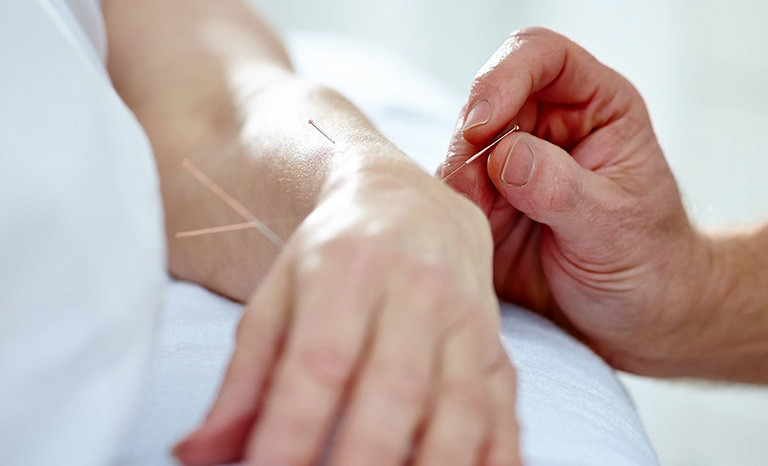 Viêm khớp cổ tay là gì? Những vấn đề cần biết về bệnh lý viêm khớp cổ tay 7