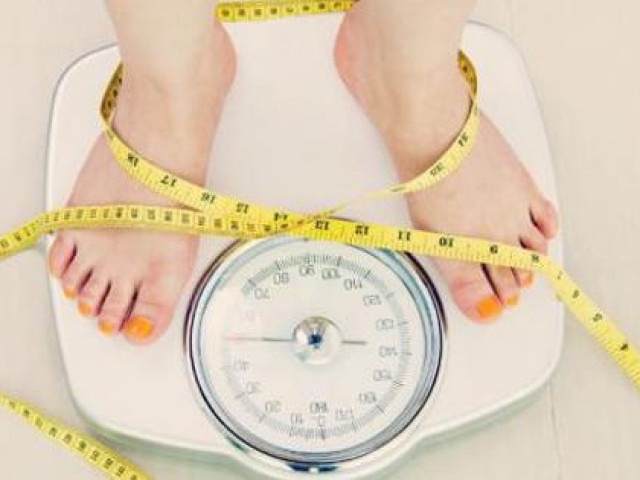 100g-nam-rom-bao-nhieu-calo 2.jpg