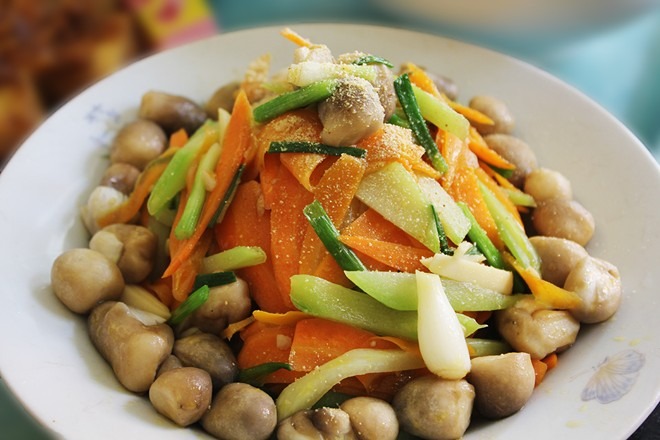 100g-nam-rom-bao-nhieu-calo 3.jpg