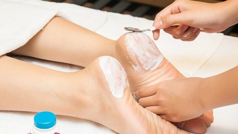 10 cách chăm sóc da chân mềm nhại như em bé 2