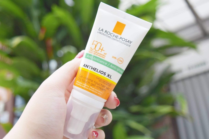 La Roche-Posay Control Gel-Cream phù hợp với da dầu nhờ khả năng kiểm soát bóng nhờn hiệu quả