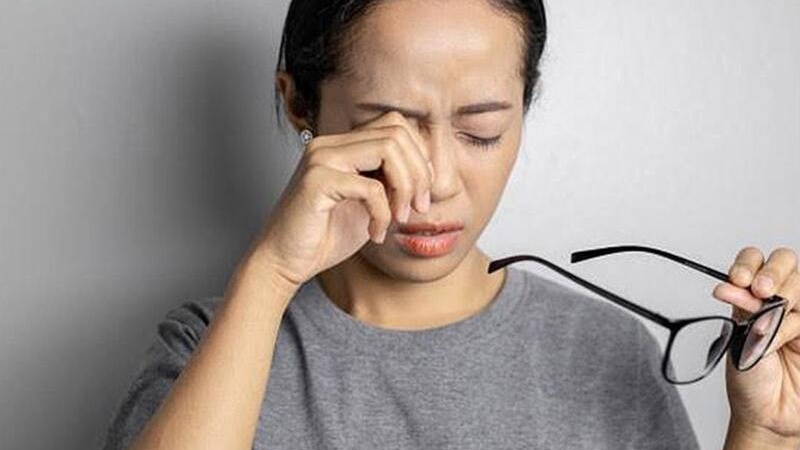 Ai có nguy cơ mắc teo dây thần kinh thị giác cao? 2