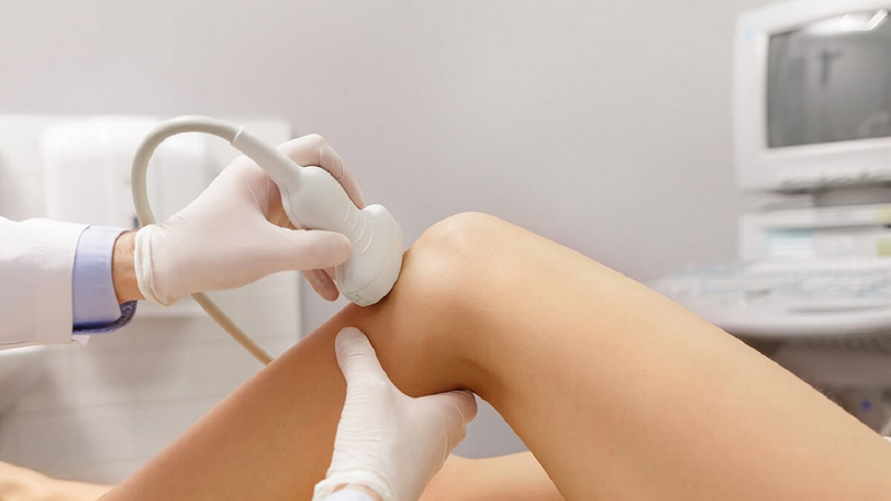 Bị trật khớp gối phải làm sao để không để lại di chứng và điều trị đúng cách? 1