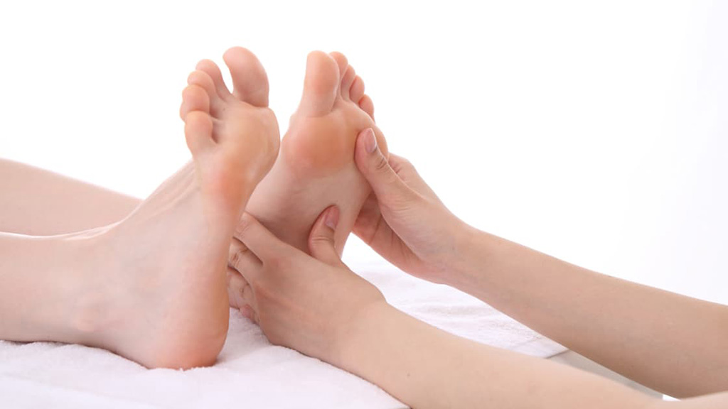 Cách chữa nóng rát bàn chân người bị tiểu đường để tránh cắt bỏ chi 3