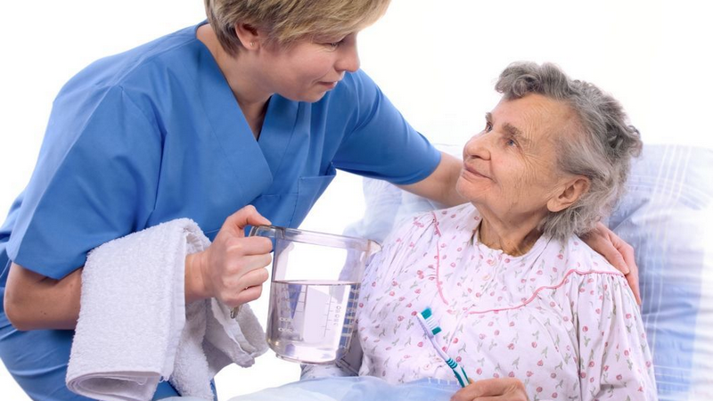 Giải đáp: Bệnh nhân mới mổ gãy xương kiêng ăn gì? 5