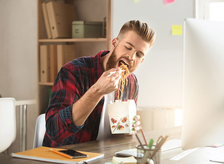 Kinh nghiệm chăm sóc răng sứ an toàn sau khi bọc 4