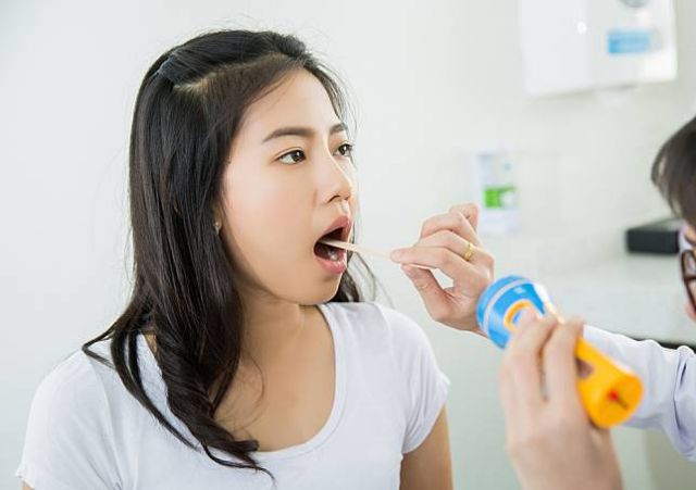 Lưỡi dâu tây 04