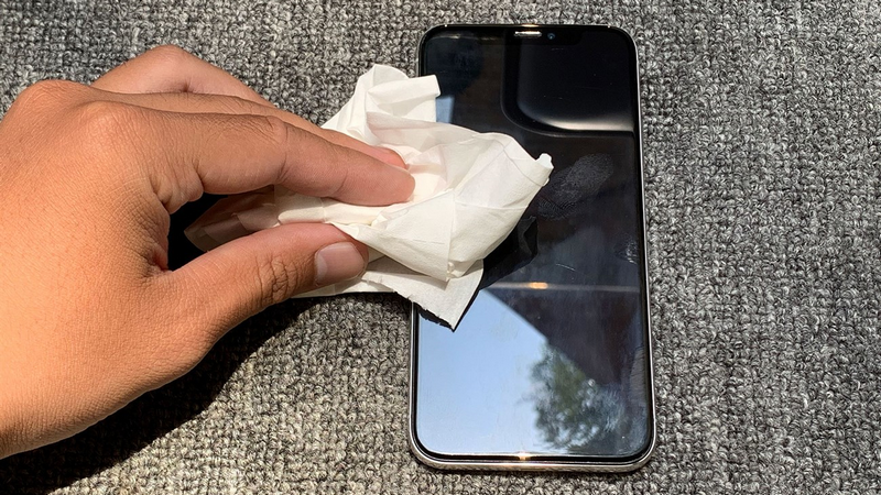 Mách bạn cách khử trùng điện thoại tại nhà hiệu quả và an toàn nhất 3