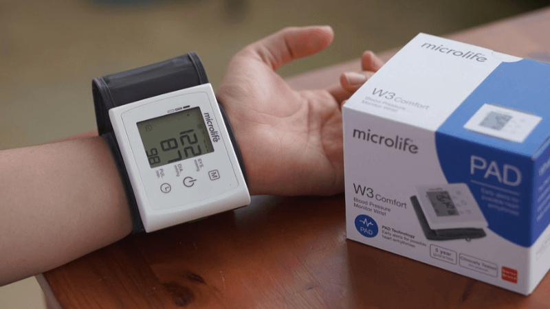 Máy đo huyết áp cổ tay Microlife W3 Comfort.png