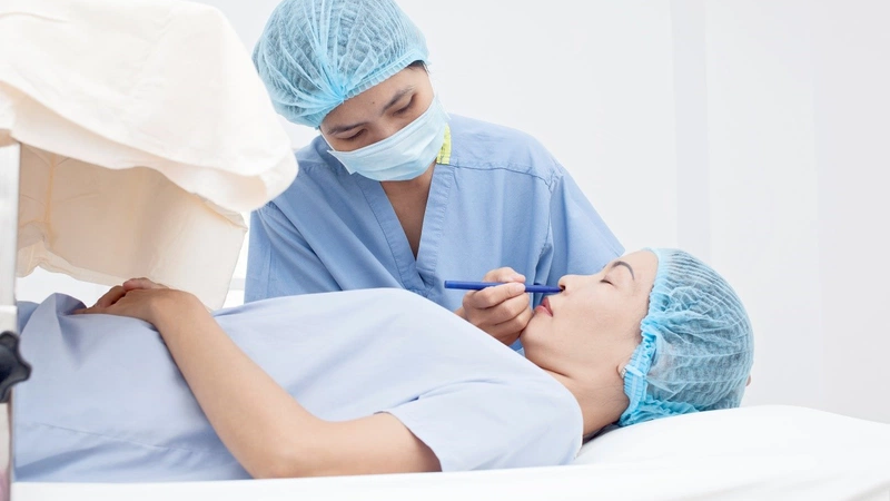 Mũi lộ sóng là như thế nào? Vì sao xuất hiện tình trạng lộ sóng mũi sau nâng mũi? 5