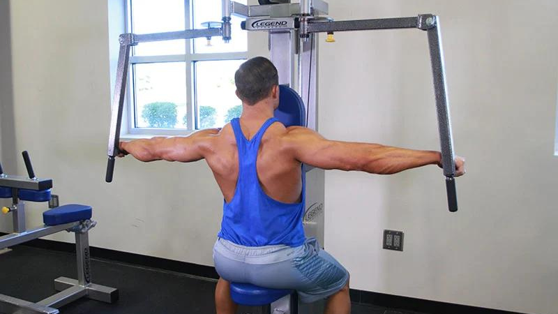 Reverse Flyes: Khái niệm, lợi ích và một số bài tập phổ biến 1