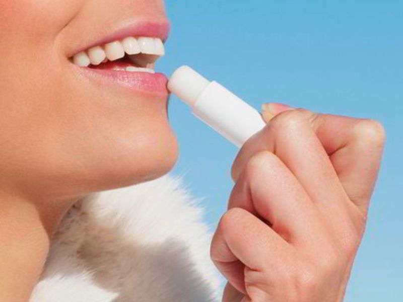 Tổng hợp các nguyên nhân phổ biến gây viêm môi cơ địa 3