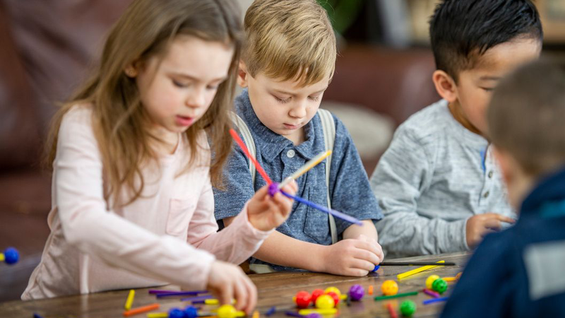 Top các lợi ích của đồ chơi cho bé dưới 1 tuổi mà các phụ huynh nên biết 3