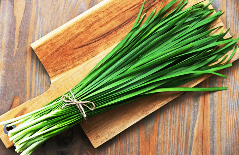 Lá hẹ có tác dụng gì? Tất tần tật những lợi ích sức khỏe của lá hẹ có thể bạn chưa biết 1