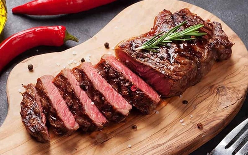 Ăn bít tết có béo không? Làm sao để ăn bít tết mà không béo? 1