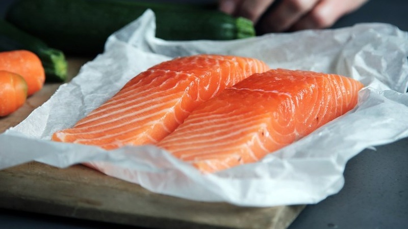 Ăn gì để giúp da sáng mịn, tóc và móng luôn chắc khỏe? 3