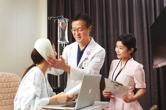 Ăn gì sau phẫu thuật thẩm mỹ? Những điều cần lưu ý sau phẫu thuật thẩm mỹ 4