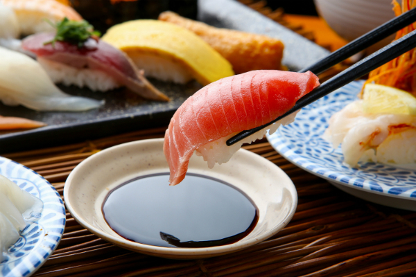Ăn sushi có béo không? Ăn sushi đúng cách để chăm sóc sức khỏe tốt hơn 3