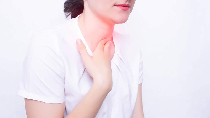 Áp xe quanh amidan 02