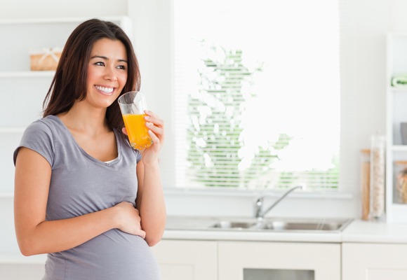 ba-bau-uong-duoc-nuoc-ngot-gi-loi-khuyen-cho-me 3.jpg