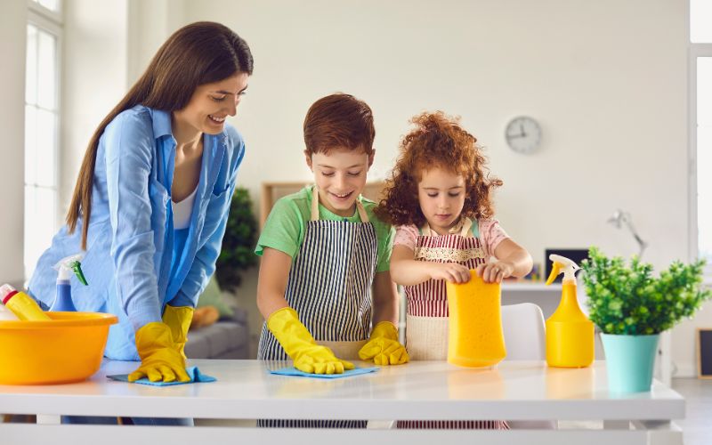 Ba mẹ nên dạy trẻ lòng biết ơn như thế nào? 3