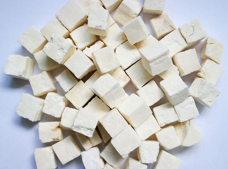 Bạch linh: Vị thuốc đông dược được sử dụng rộng rãi với nhiều công dụng thần kỳ 2.jpg