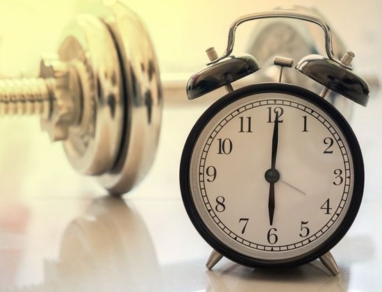 bai-tap-chest-dip-giup-phat-trien-co-nguc 4.jpg