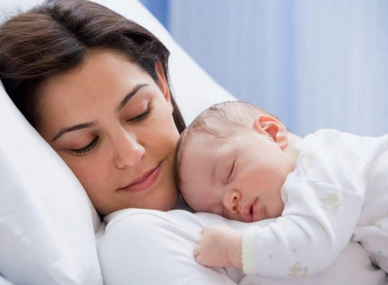 Có nên để trẻ khóc tự ngủ? Làm sao tập cho bé tự ngủ an toàn? 4