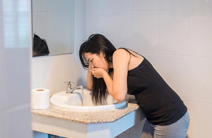 Đau dạ dày buồn nôn hay đau bụng buồn nôn, thuật ngữ nào đúng? 3
