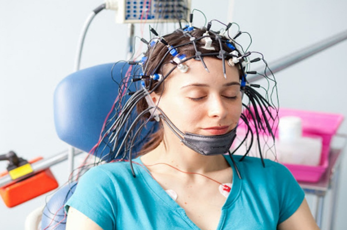 Đo điện não đồ​ để làm gì? Những lưu ý quan trọng khi thực hiện​ 1