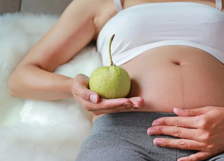 bai-viet/giai-dap-ba-bau-an-oi-con-bi-ghe-co-dung-khong.html 1