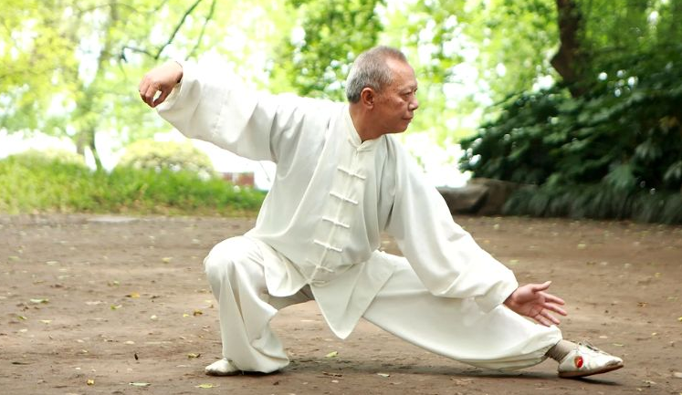 Hướng dẫn bài tập thể dục dành cho người cao tuổi tại nhà 2