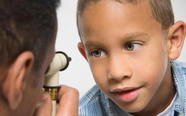 Mắt hiếng là gì? Tác hại với sức khỏe và cách điều trị 3