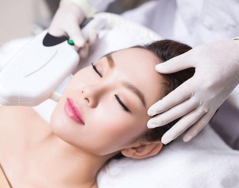 Nâng cơ xóa nọng cằm là phương pháp gì? 2