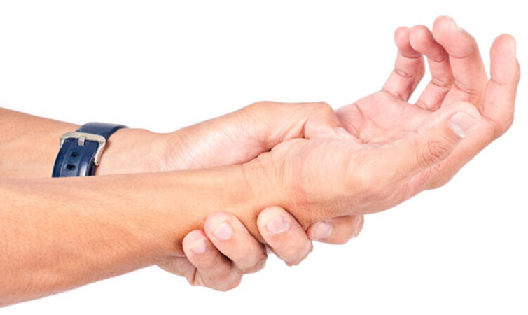 Nổi cục ở mu bàn tay là gì? Nguyên nhân và cách điều trị ra sao? 1