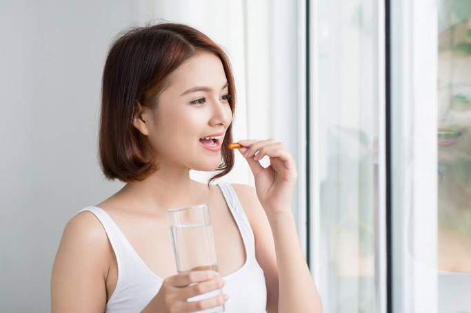 Phân biệt zona thần kinh và viêm da tiếp xúc 4